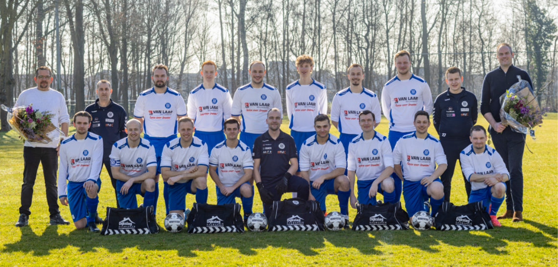 Bouwbedrijf van Laar 25 jaar sponsor WZC 2