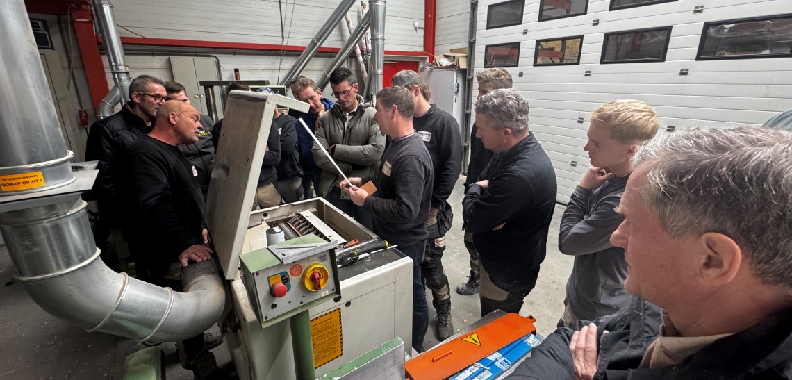 Halfjaarlijkse bijeenkomst